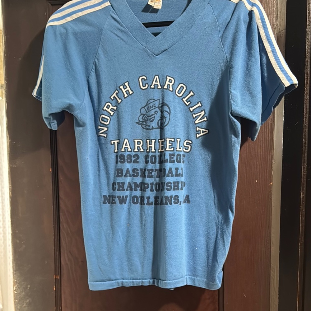 Vintage 1982 NCAA College Basketball Championship t-shirt for UNC Tar Heels.